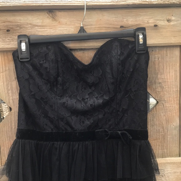 BLACK FORMAL DRESS SIZE M - Picture 2 of 3